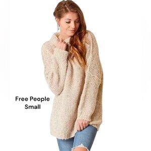 Free People~She’s All‎ That Sweater~Alpaca~Small